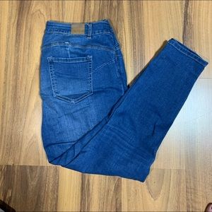 BLUENOTES SKINNY JEANS